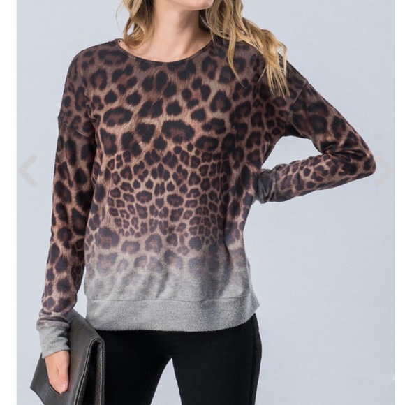LEOPARD Print Ombré Soft Long Sleeve Top - Picture 2 of 6